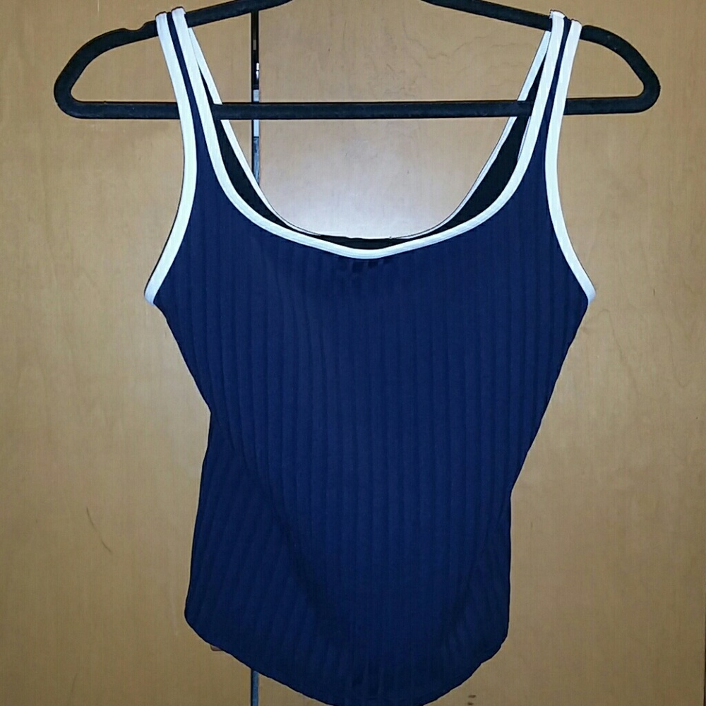 Nautica Women's Swim Top. Size 8.